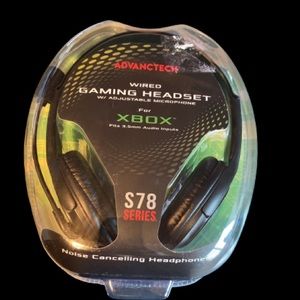 Advanctech wired gaming Headset. 👜 3/$20